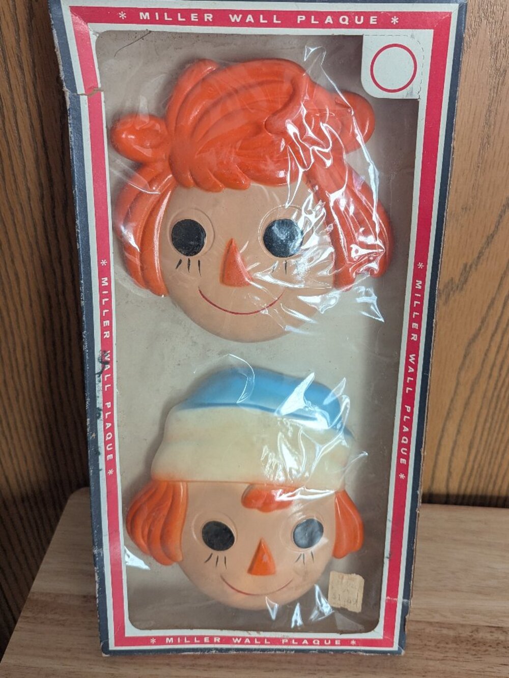 Vintage Raggedy Ann & Andy Miller Wall Plaque Chalkware New in Original Box
